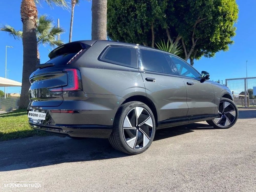 Volvo EX90 111 kWh Twin Motor Ultra - 34