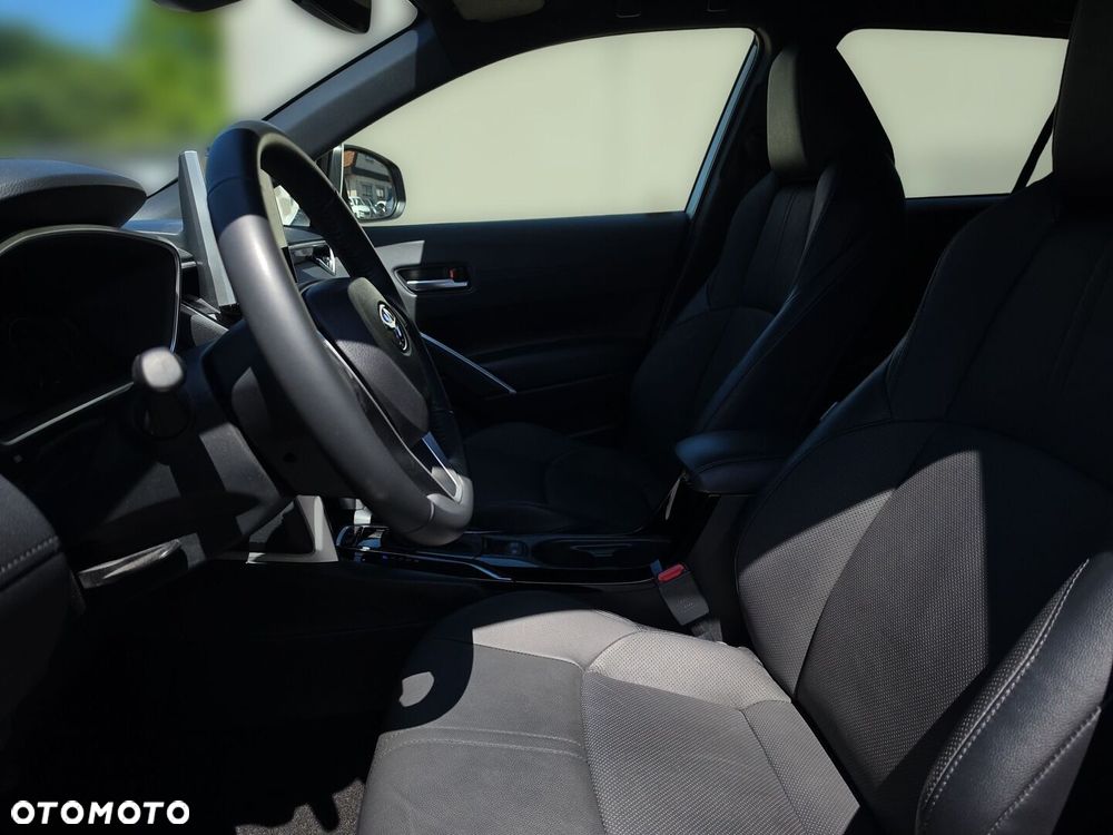 Toyota Corolla Cross 2.0 Hybrid Executive - 22