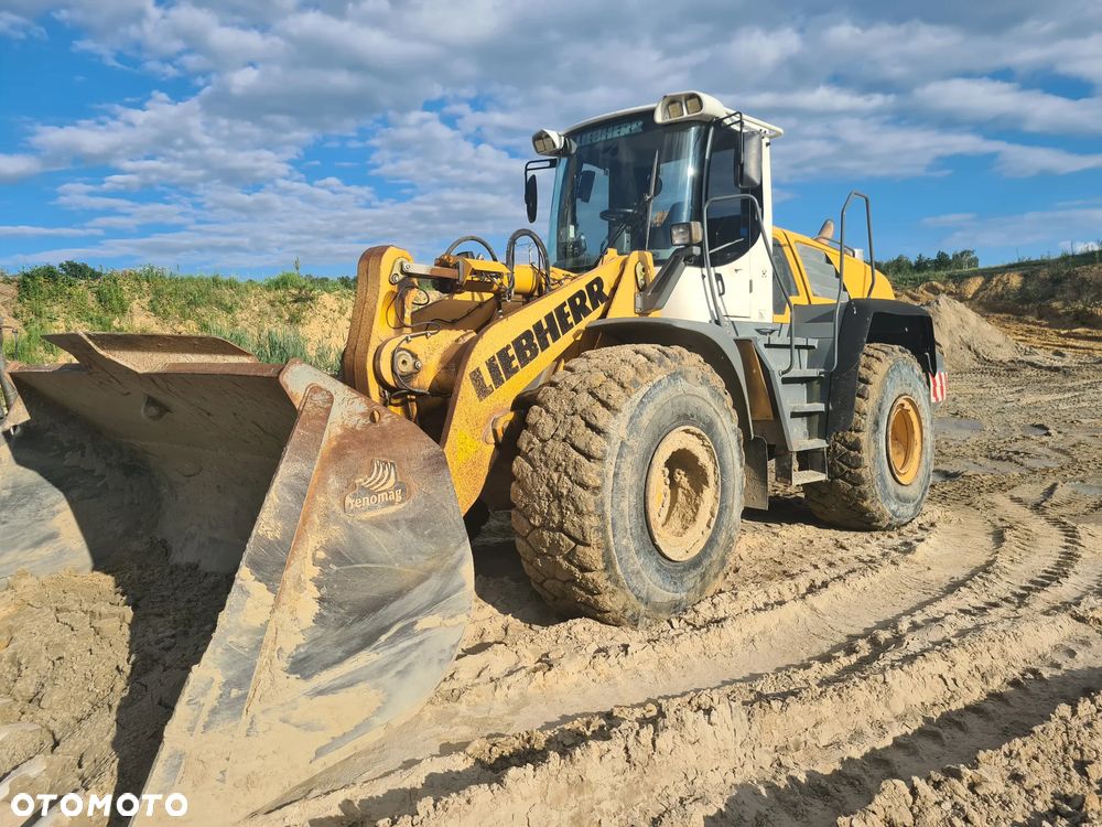 Liebherr 576 2plus2 - 1