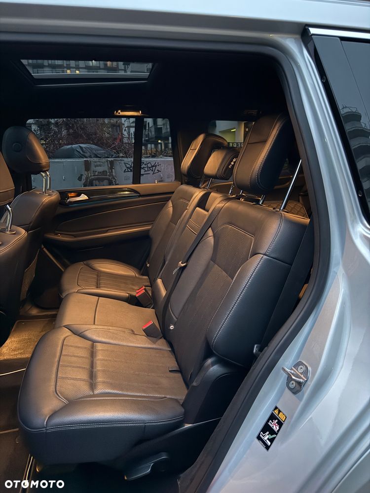 Mercedes-Benz GLS 450 4-Matic - 16