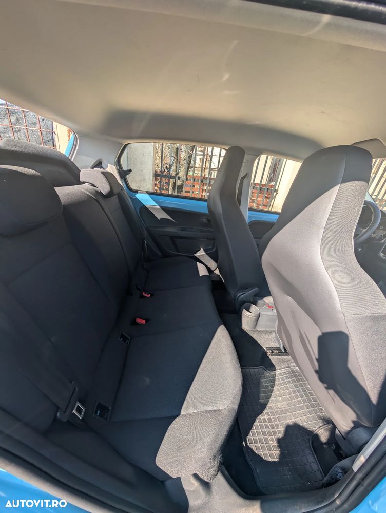 Volkswagen up! - 9