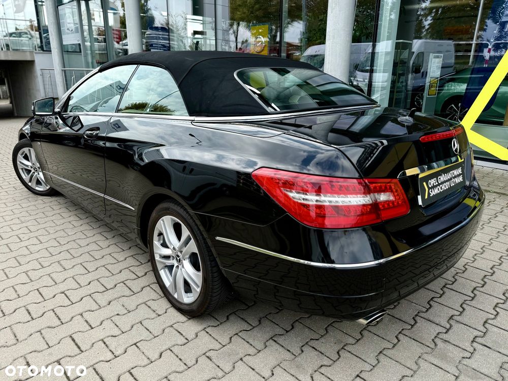 Mercedes-Benz Klasa E 200 BlueEFFICIENCY 7G-TRONIC Elegance - 6