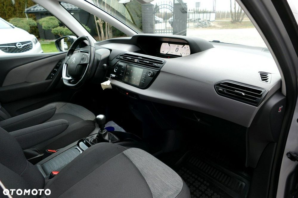 Citroën C4 Picasso PureTech 130 Stop&Start SELECTION - 28