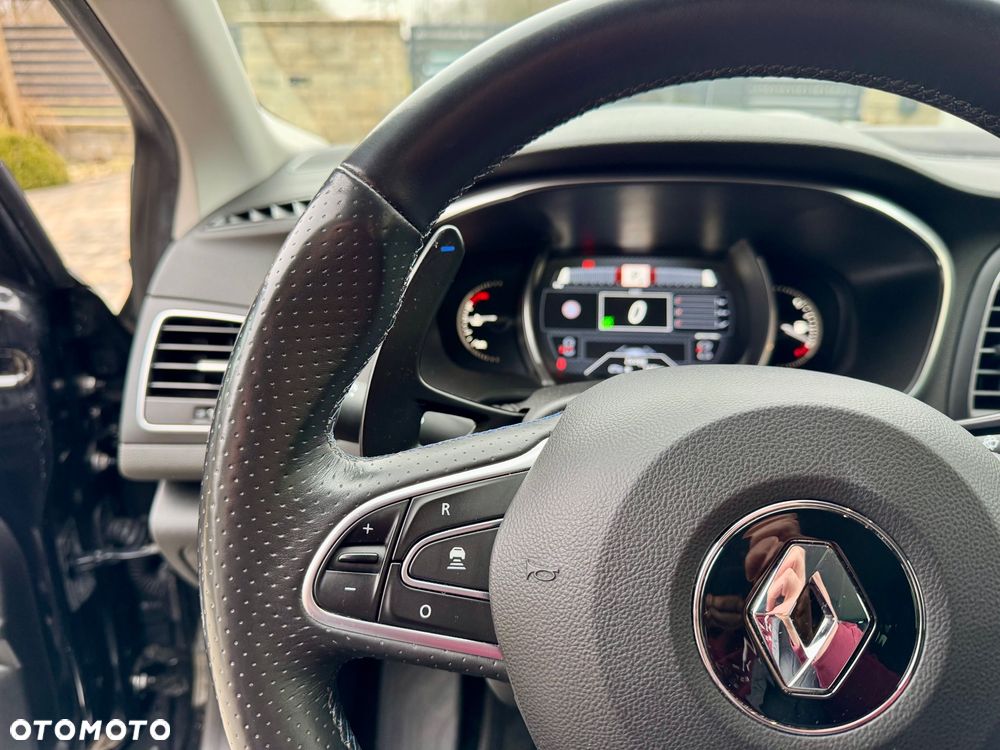 Renault Megane ENERGY TCe 205 EDC GT - 16