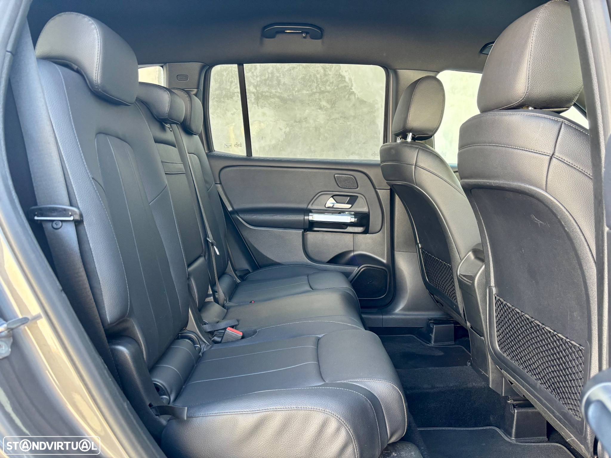 Mercedes-Benz GLB 180 d Progressive - 38
