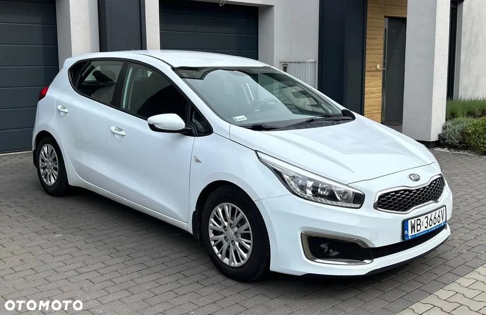Kia Ceed Cee'd 1.4 CRDi M - 2