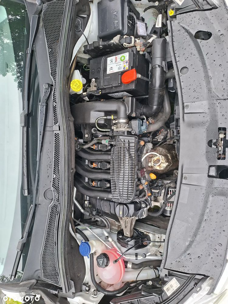 Peugeot 2008 - 24
