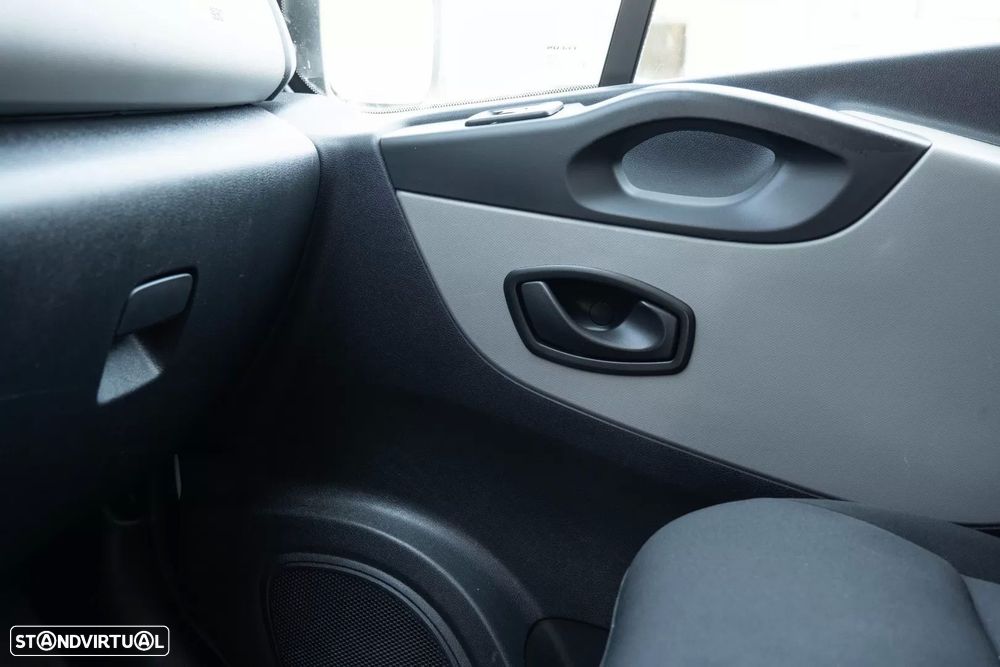 Renault trafic trafic 9 lugares - 15