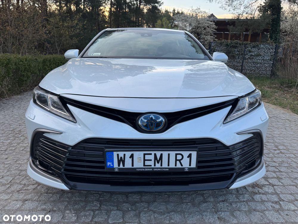 Toyota Camry 2.5 Hybrid Comfort CVT - 2