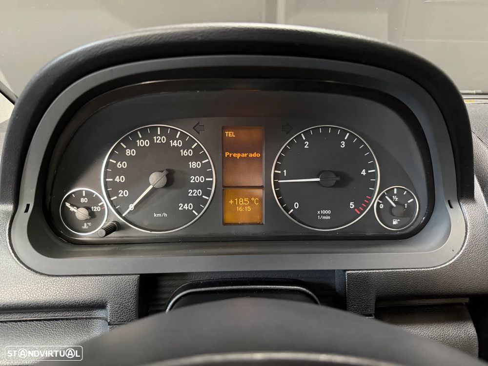 Mercedes-Benz A 180 CDI Avantgarde DPF Special Edition - 32