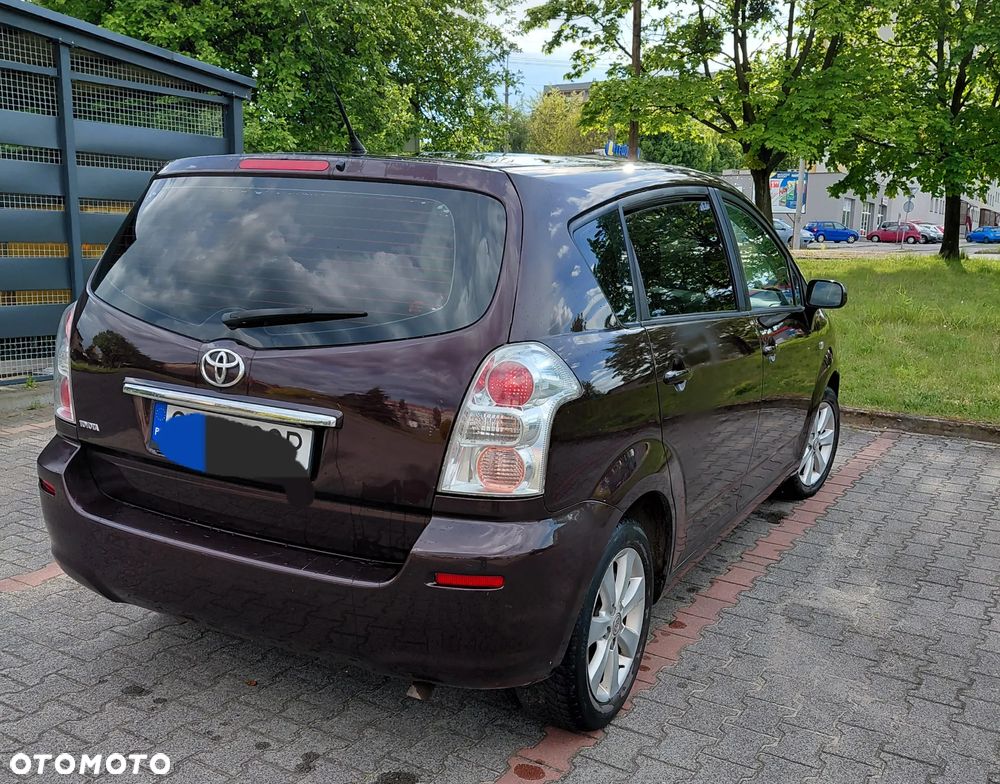 Toyota Corolla Verso 1.8 Luna - 6