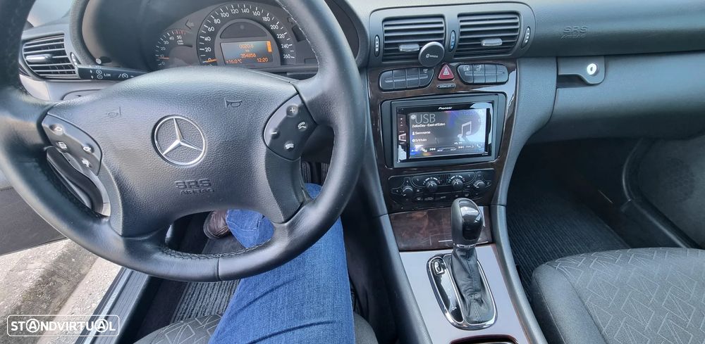 Mercedes-Benz C 220 - 10