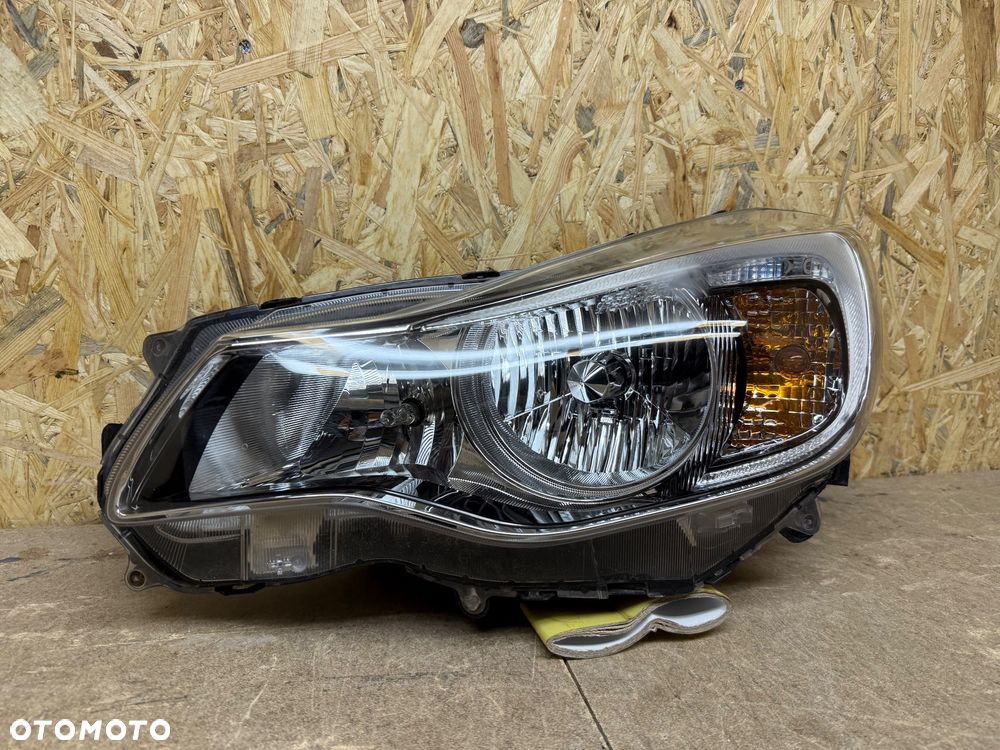 LAMPA LEWA PRZÓD SUBARU XV XENON LED STANLEY P9934L
