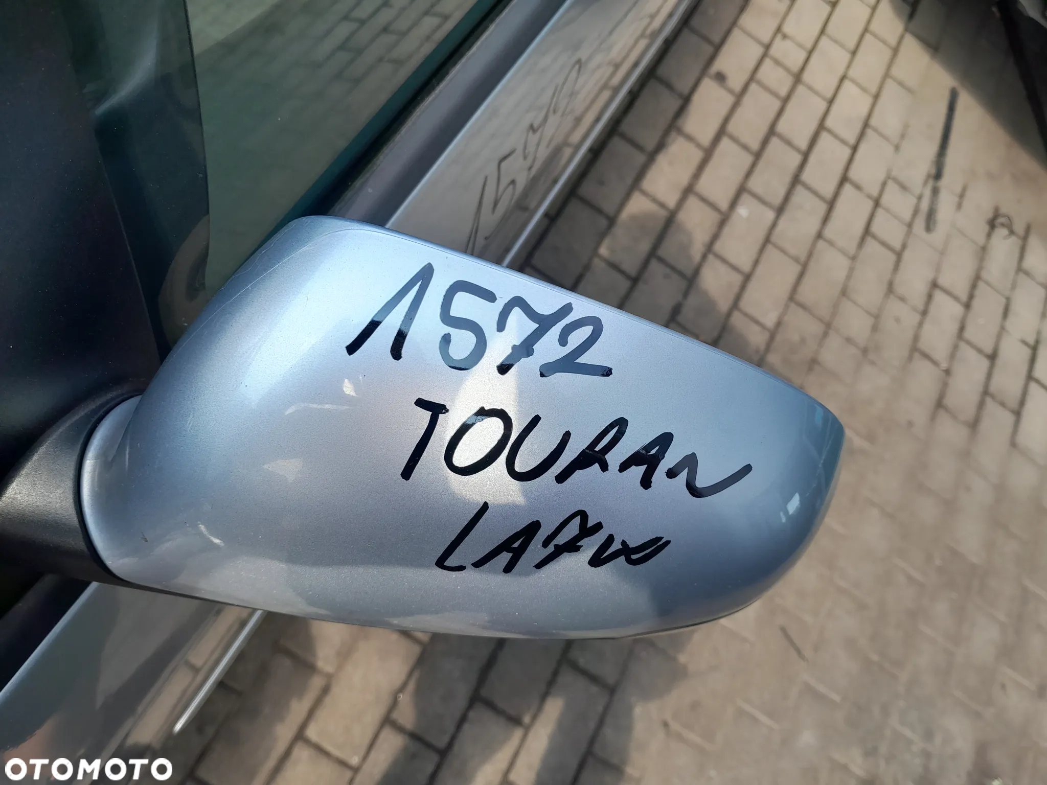 VW TOURAN LUSTERKO LEWE PRZEDNIE LEWY PRZÓD KOLOR: LA7W - 4