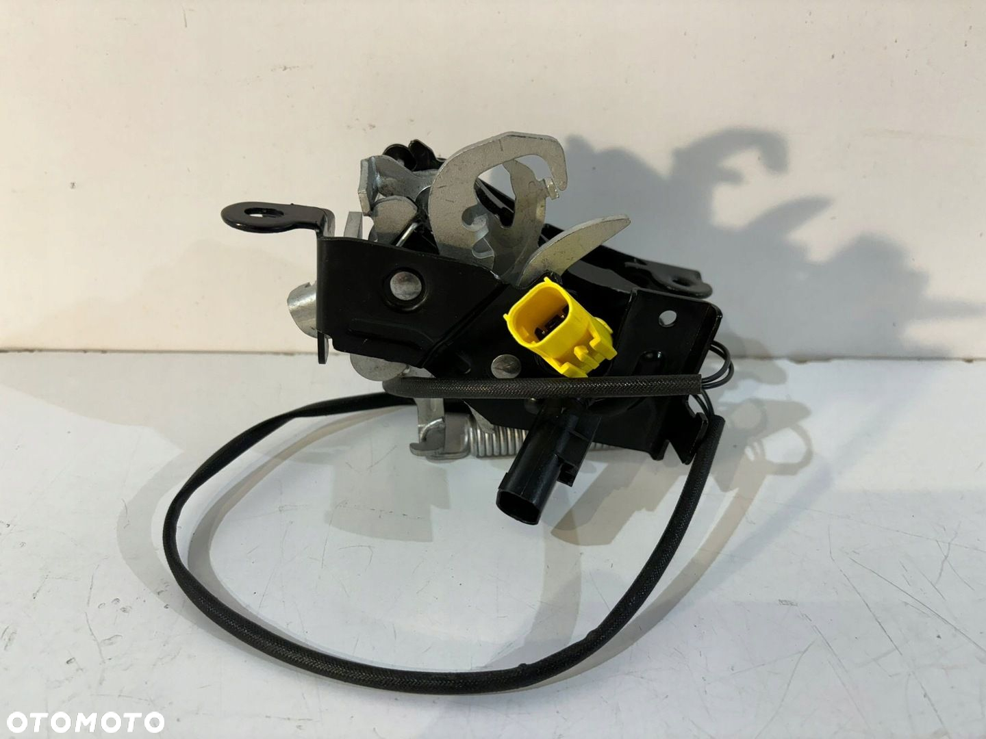 BMW G30 G32 G14 G29 Aktywny zamek maski L - 15460 - 3