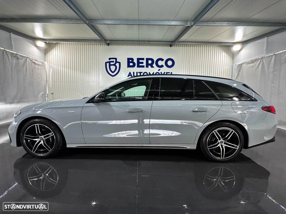 Mercedes-Benz E 300 e Station 9G-TRONIC AMG Line - 12