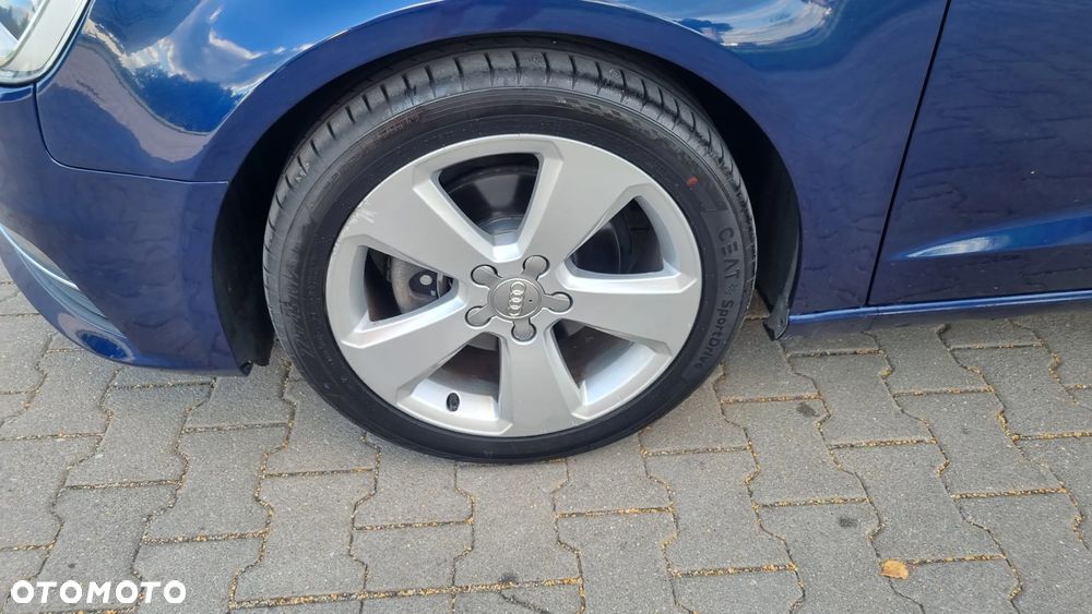 Audi A3 Sportback - 11