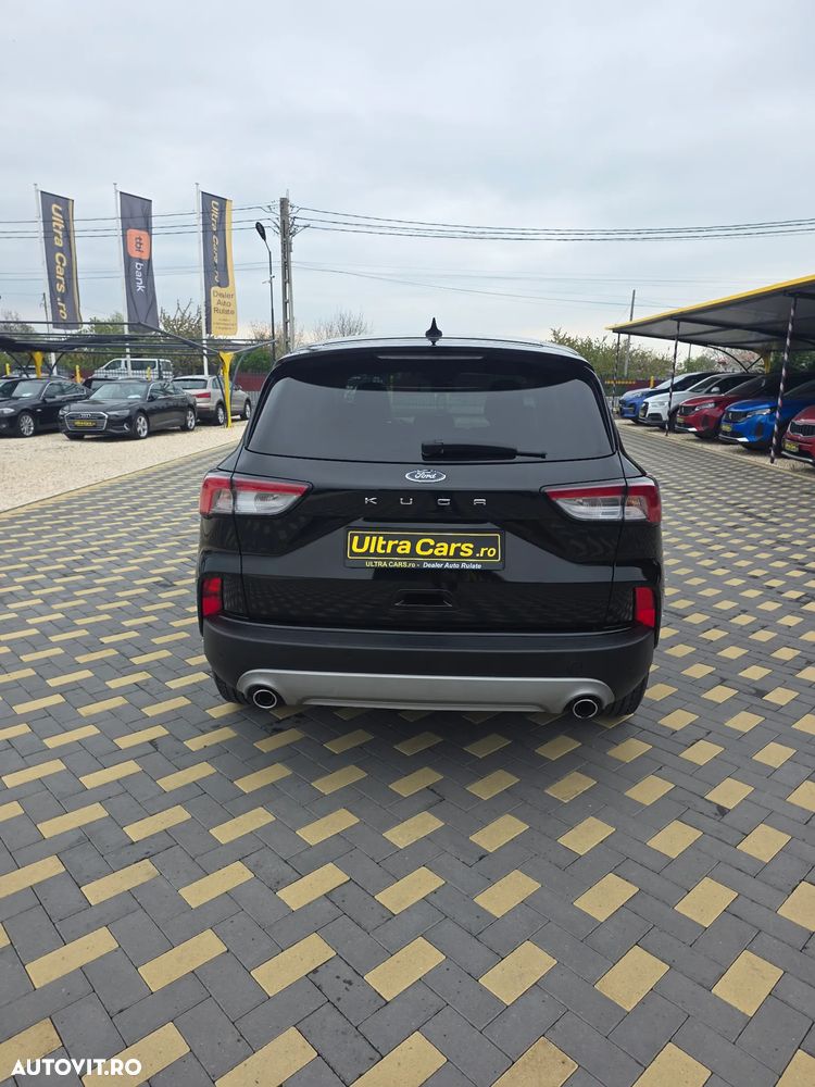 Ford Kuga - 4