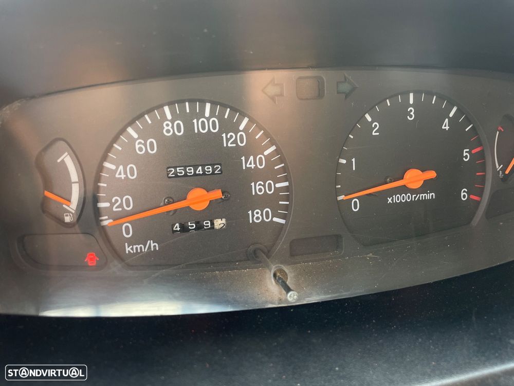 Mitsubishi L200 2.5 TD Strakar CD - 3