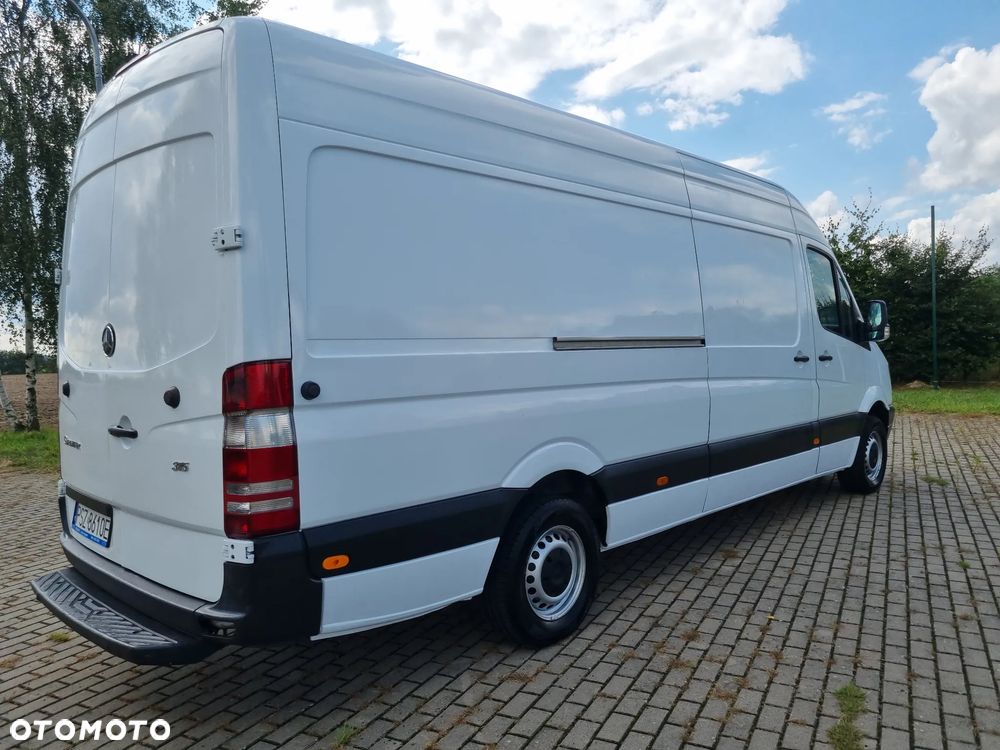 Mercedes-Benz Sprinter - 13