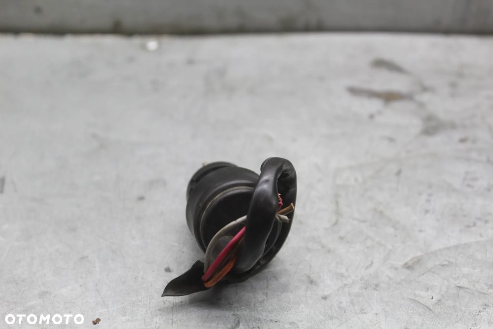 Suzuki GN 125 Stacyjka klucz - 3