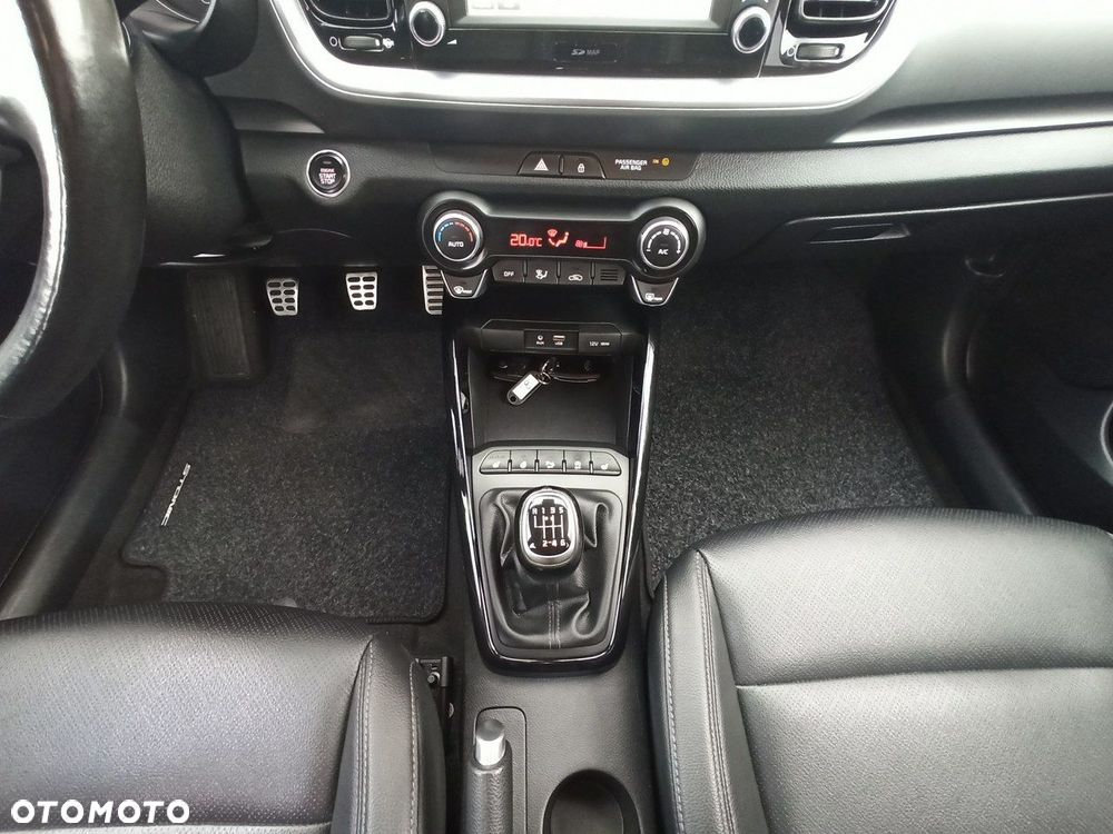 Kia Stonic 1.0 T-GDI 120 Platinum Edition - 14