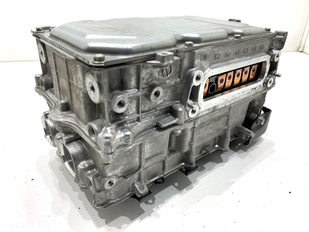 INWERTER FALOWNIK  TOYOTA COROLLA sedan (_E21_) 2019 - 2022 1.8 VVTi Hybrid (ZWE211, MZEA12) 72 kW - 3