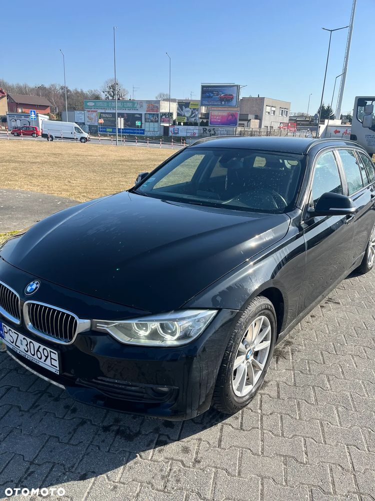 BMW Seria 3 320d - 29