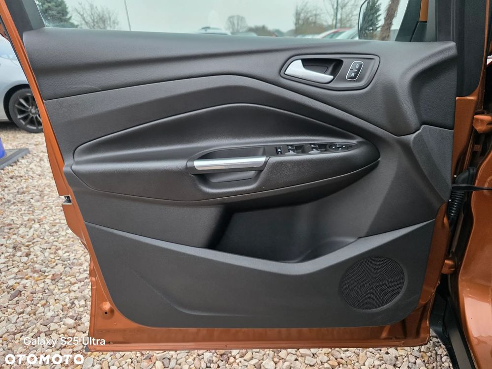 Ford Kuga 2.0 TDCi 4WD Titanium - 24