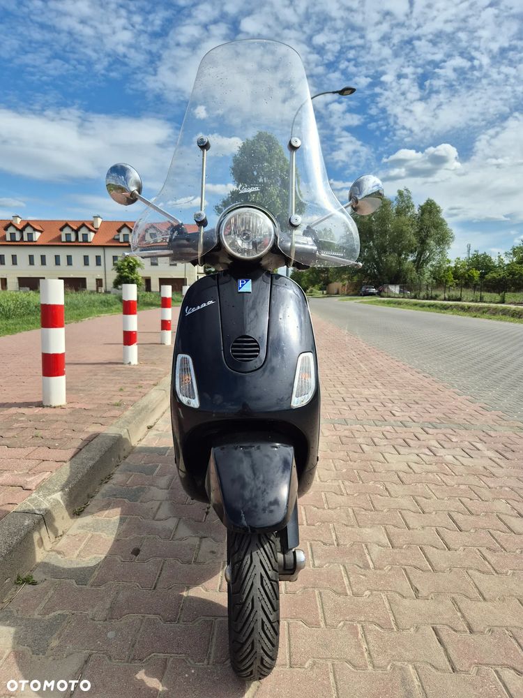 Piaggio Vespa - 2