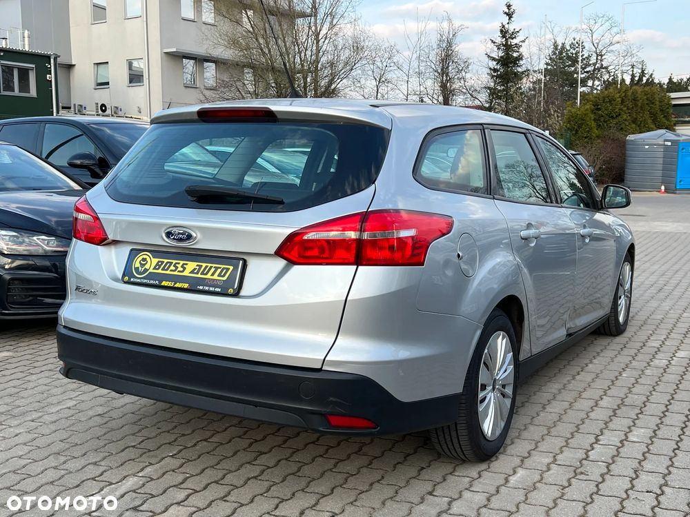 Ford Focus 1.5 TDCi Titanium - 9