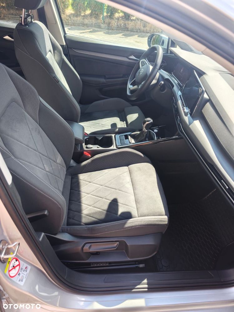 Volkswagen Golf 1.5 TSI Life - 16
