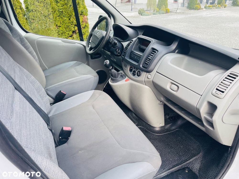 Renault Trafic - 10