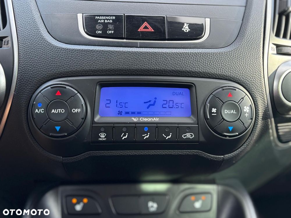 Hyundai ix35 1.7 CRDi 2WD UEFA EURO 2012 Edition - 14