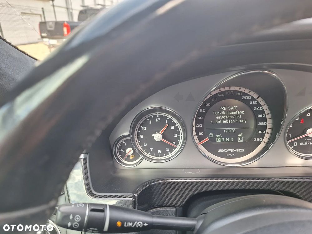 Mercedes-Benz Klasa E 63 AMG T AMG Speedshift 7G-MCT - 18