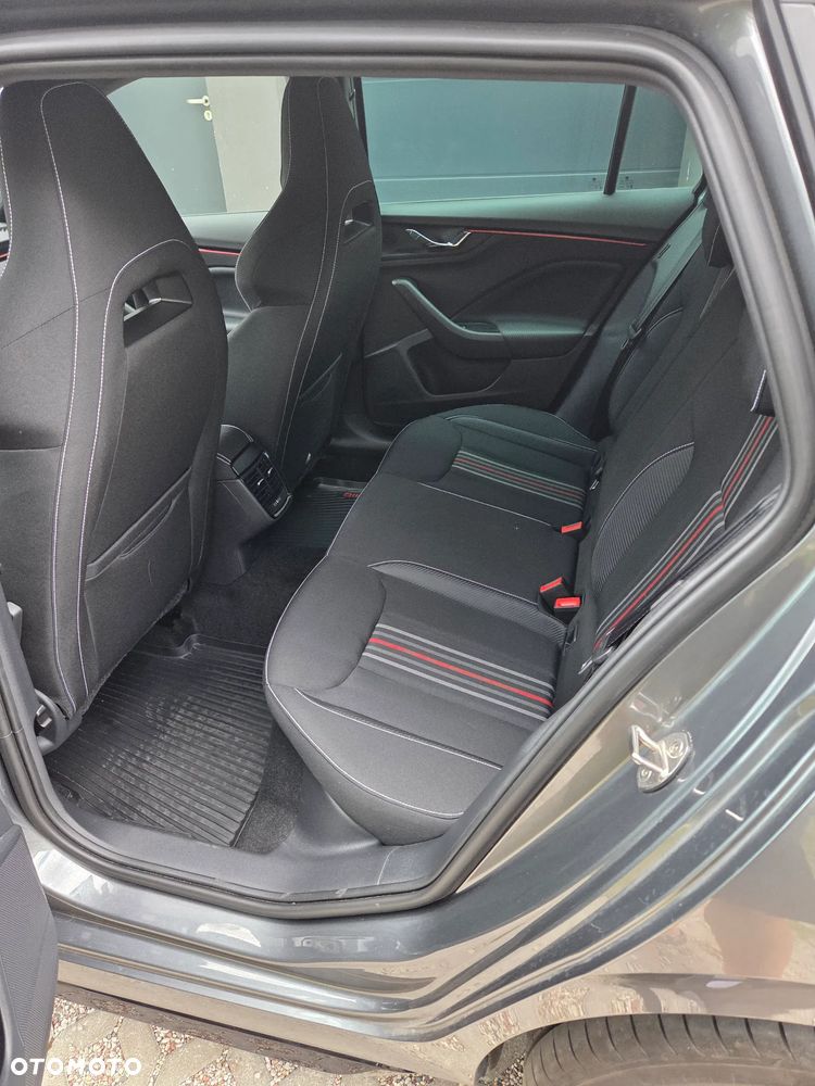Skoda Kamiq 1.5 TSI Monte Carlo DSG - 8