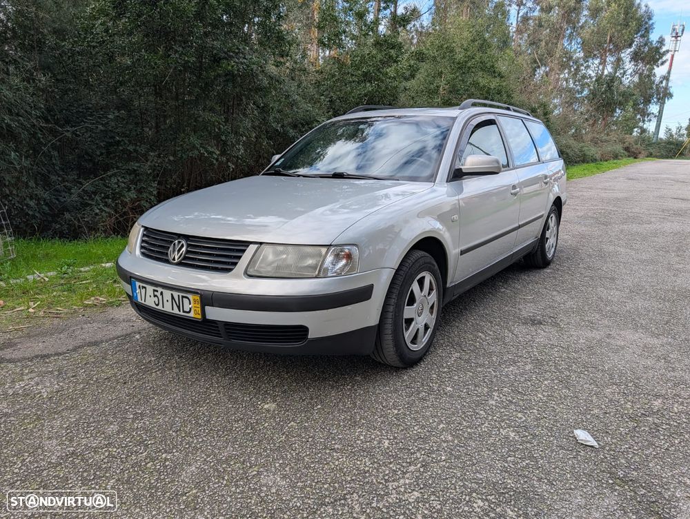VW Passat Variant 1.9 TDi Confortline - 1