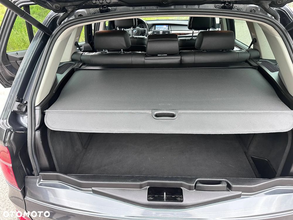 BMW X5 xDrive35i - 25