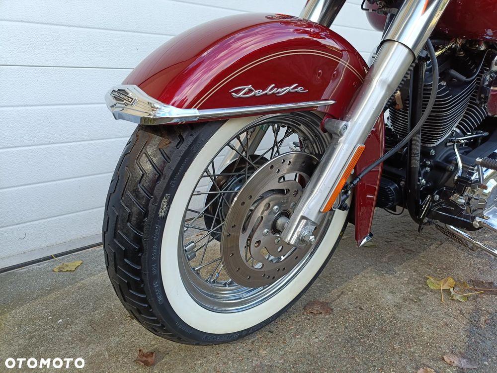 Harley-Davidson Softail Deluxe - 32