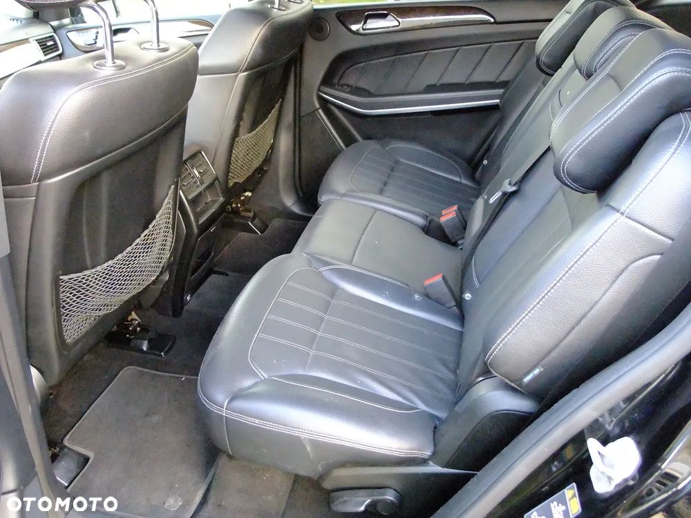 Mercedes-Benz ML - 22