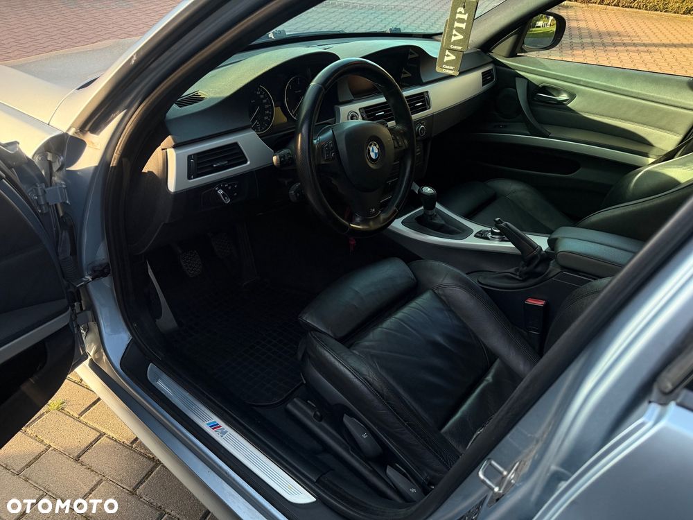 BMW Seria 3 318d - 8