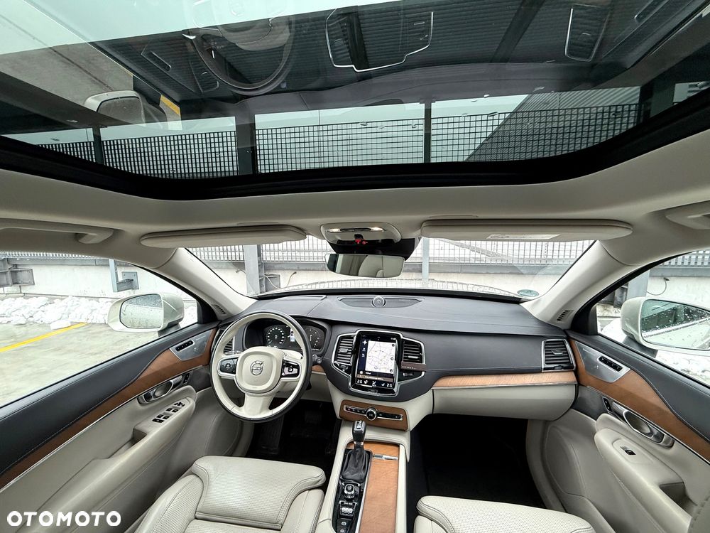 Volvo XC 90 D5 SCR AWD Inscription - 22