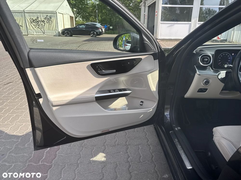 Mercedes-Benz Klasa C 200 mHEV Avantgarde - 11