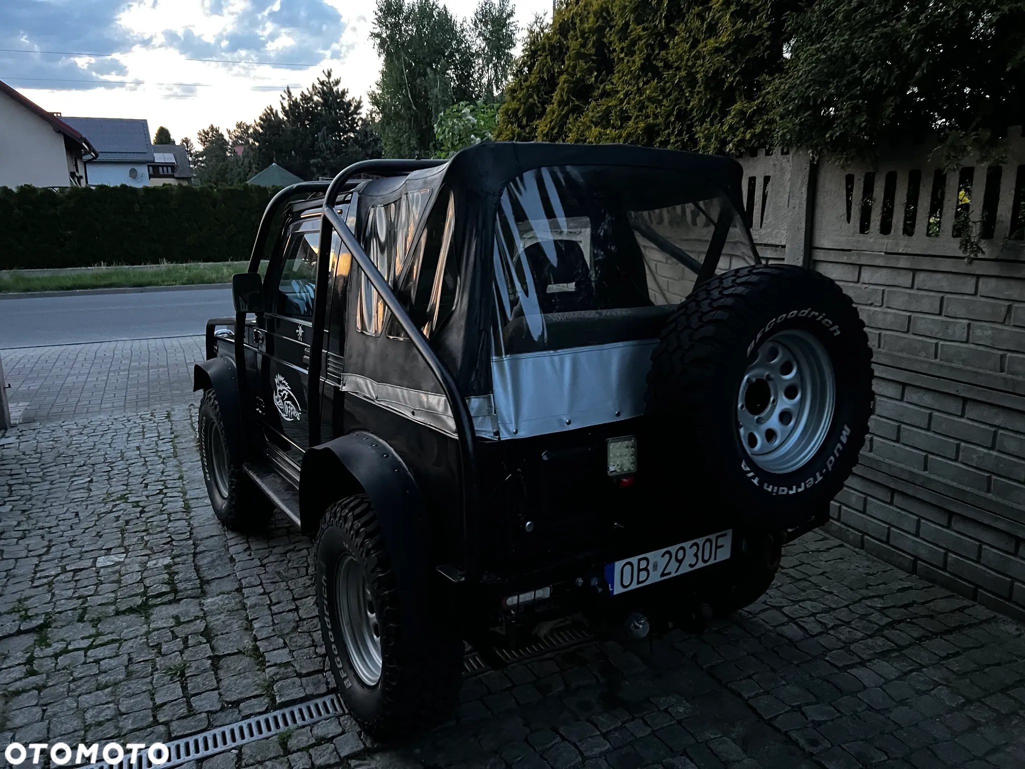 Suzuki Samurai 1.3 JX Canvas Top - 8