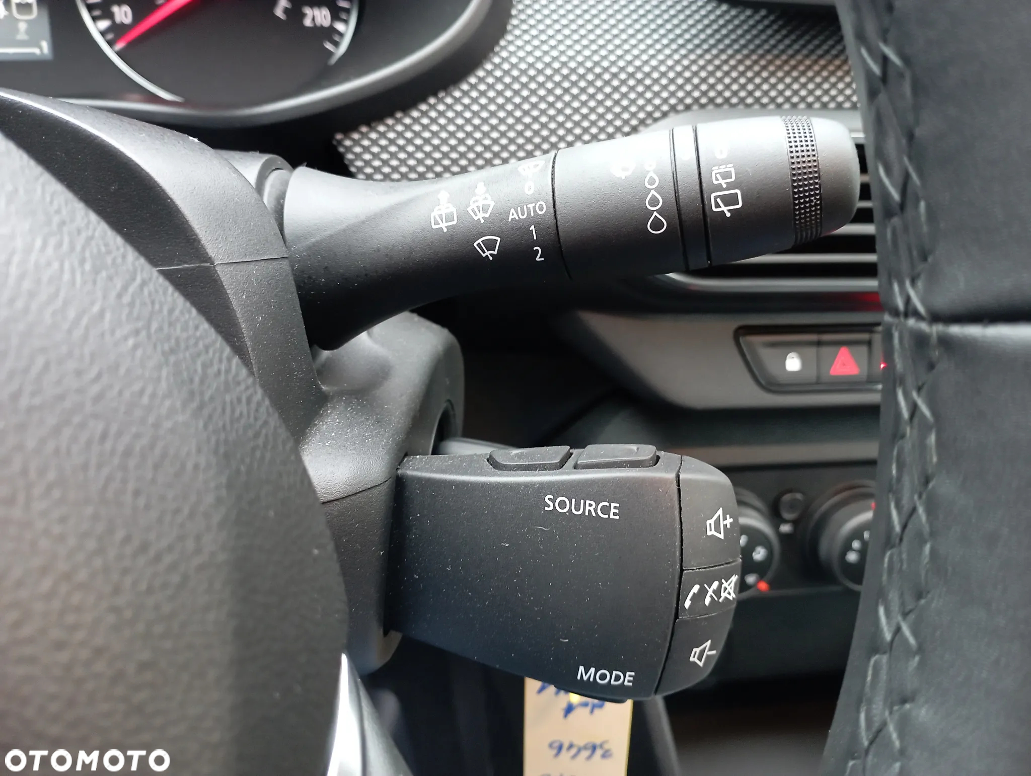 Dacia Sandero 1.0 TCe Essential - 27