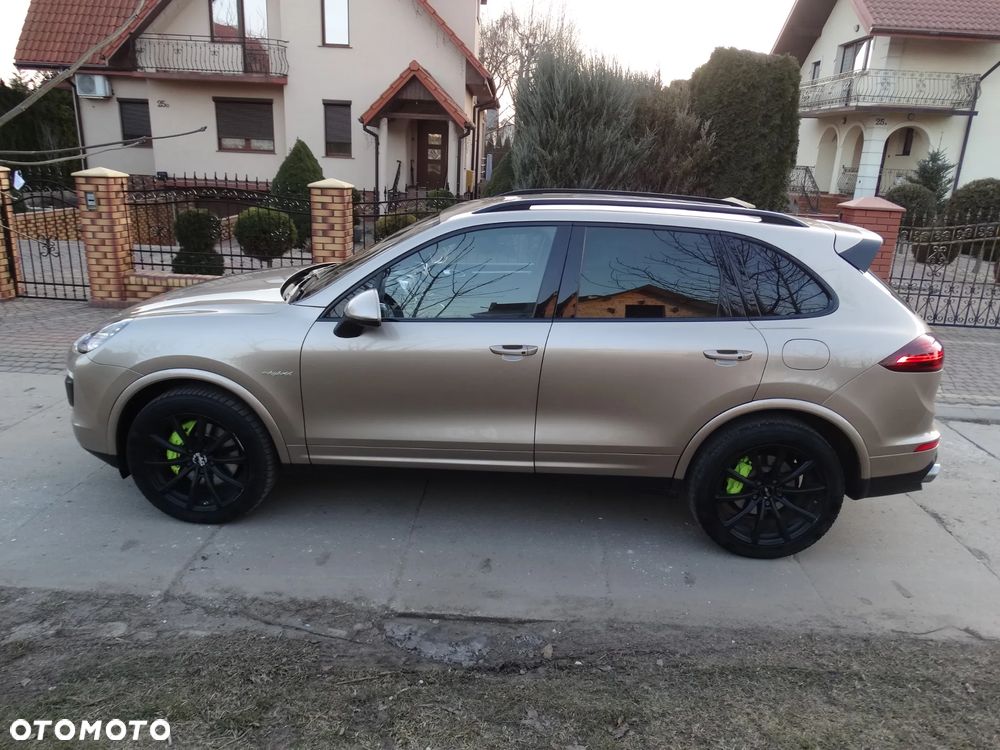 Porsche Cayenne - 10