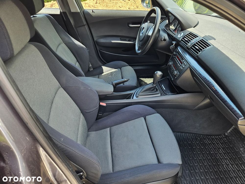 BMW Seria 1 - 11