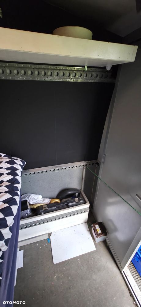 Mercedes-Benz Sprinter 318 CDI L3H2 - 18