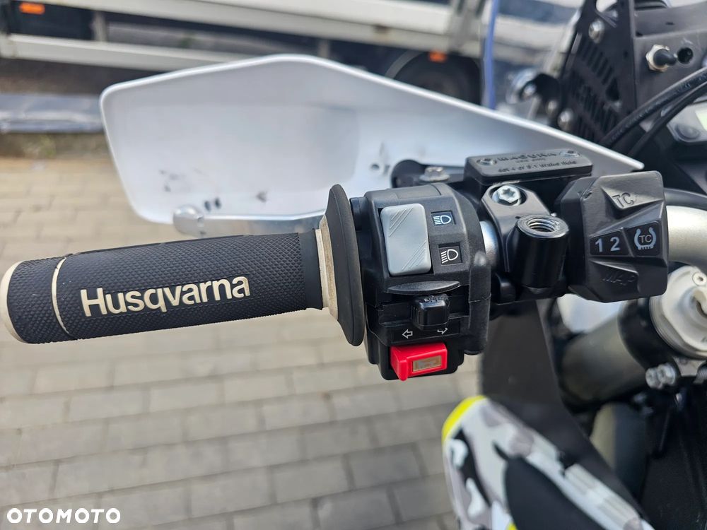 Husqvarna 701 - 9