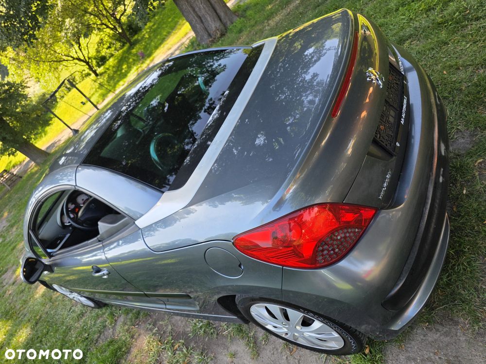 Peugeot 207 CC - 4